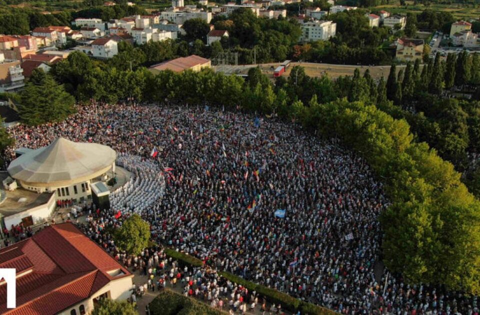 Biskup Palić predvodio misu završne večeri 35. Mladifesta u Međugorju