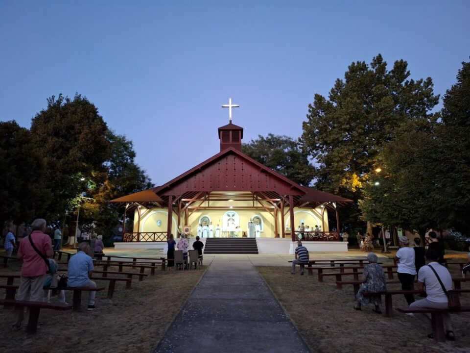 Trodnevnica uoči proštenja u biskupijskom svetištu Gospe od Suza u Bunariću kod Subotice