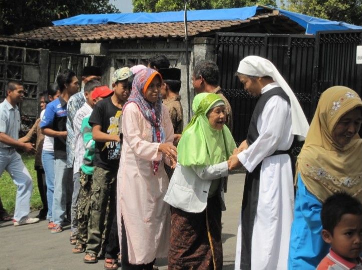 U muslimanskoj Indoneziji, katolički samostan je postao dio zajednice