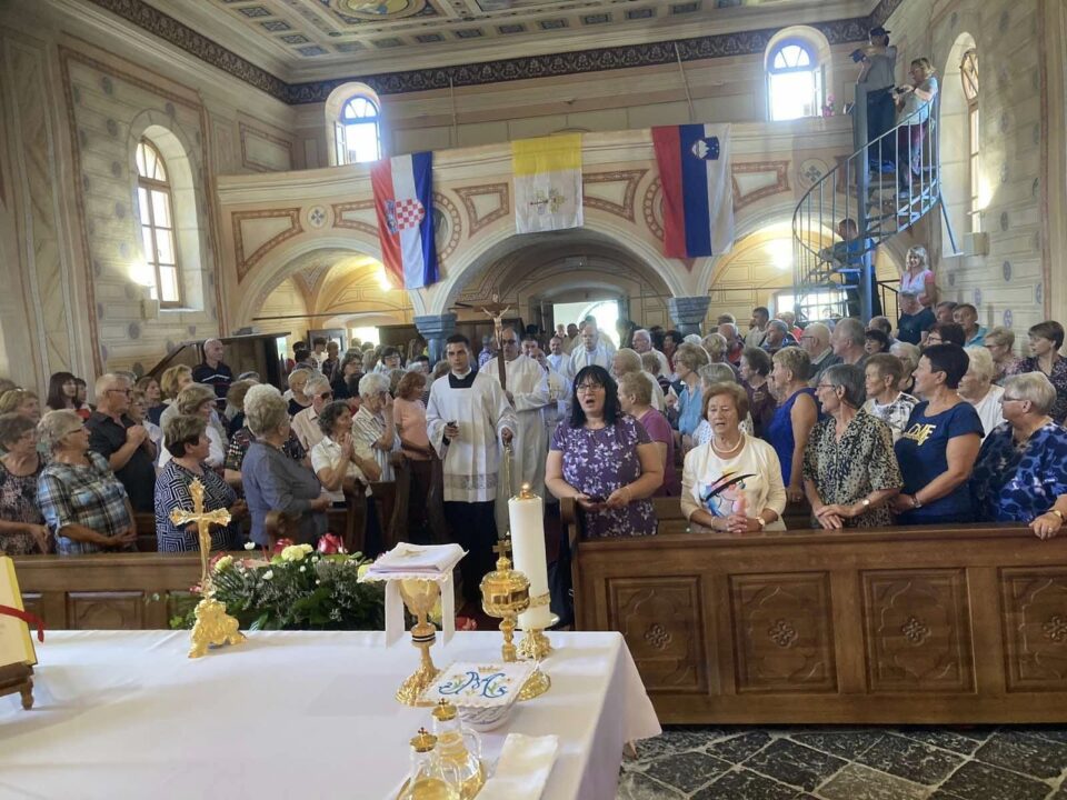 Pozvani smo slijediti Marijin primjer vjere, poslušnosti i poniznosti. – Riječka nadbiskupija