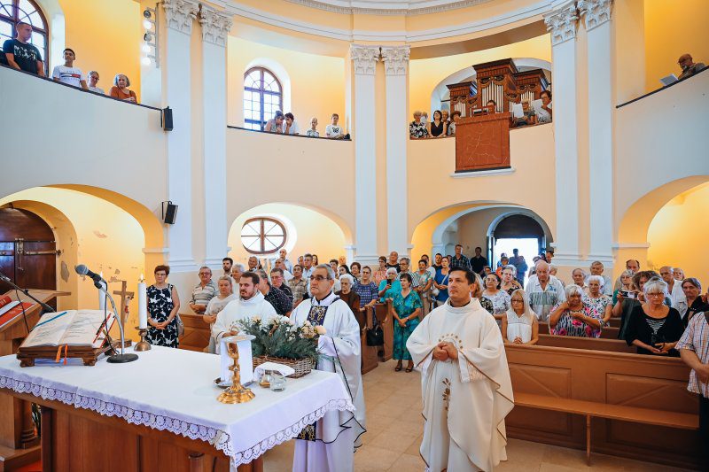 MALA GOSPA U KAPELI GOSPE OD MIRA