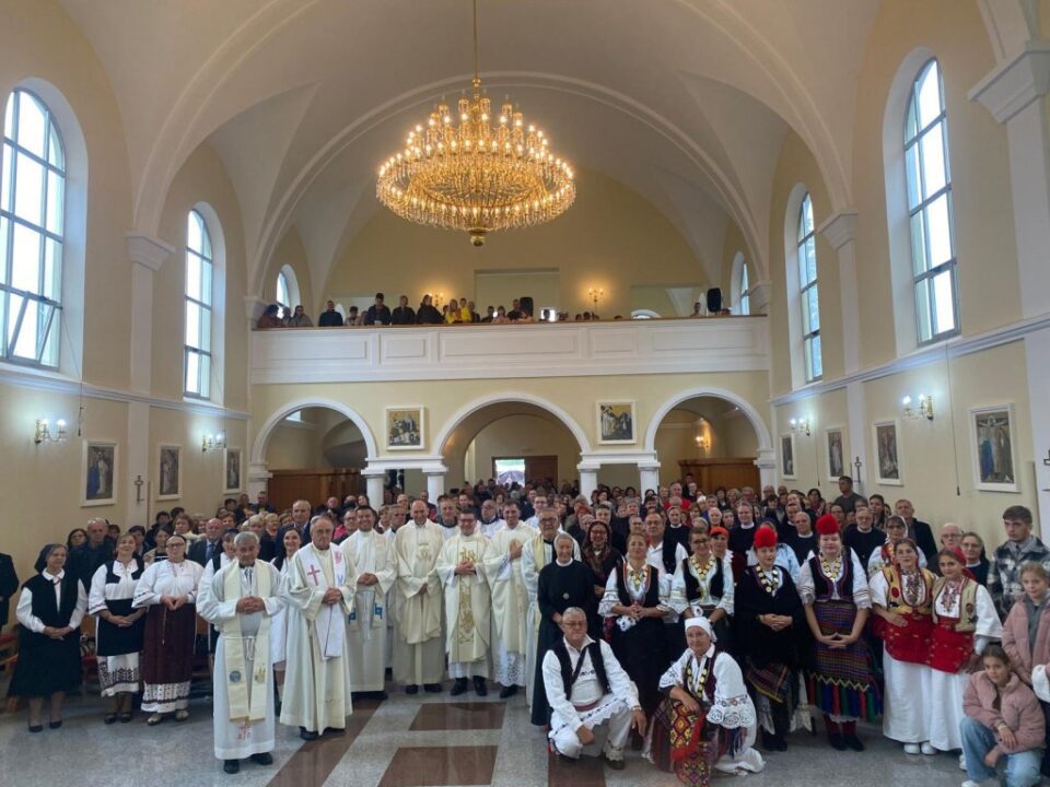 Proslava patrona župe Čardak i 25. godišnji susret Prijatelja Malog Isusa