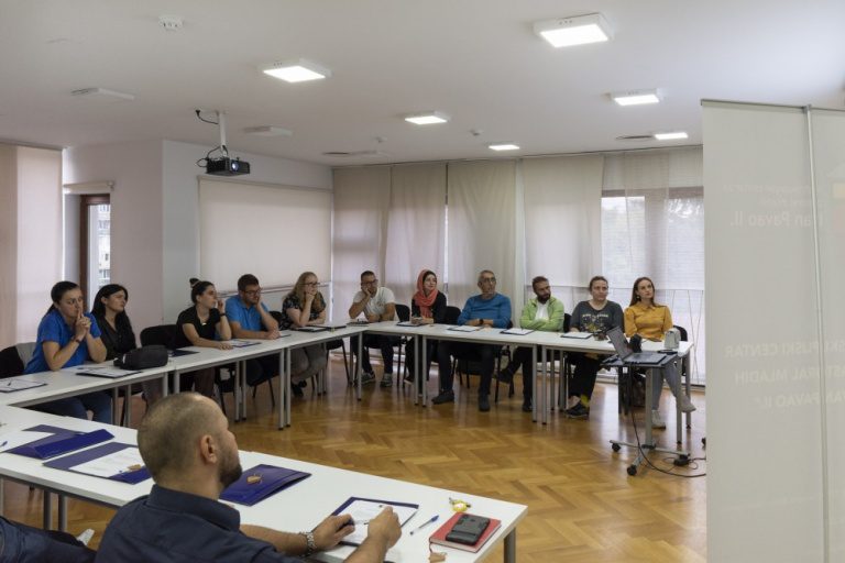 Poziv za sudjelovanje na godišnjoj konferenciji edukatora i partnera projekta Koračajmo zajedno