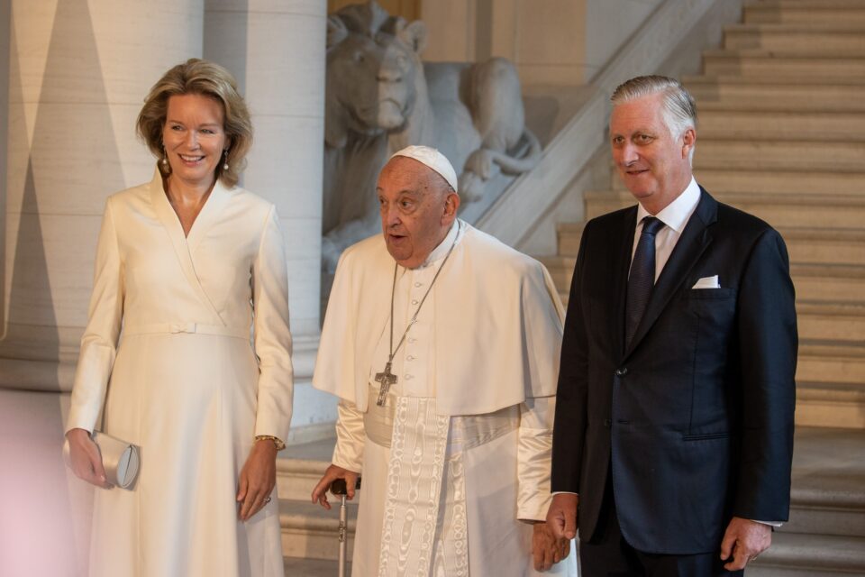 FOTOGRAFIJE: Papa Franjo susreo se s kraljem i kraljicom Belgije u dvorcu Laeken