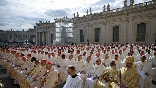 Otvaranje Sinode. Papa pozvao na molitvu i post za mir u svijetu 7. listopada