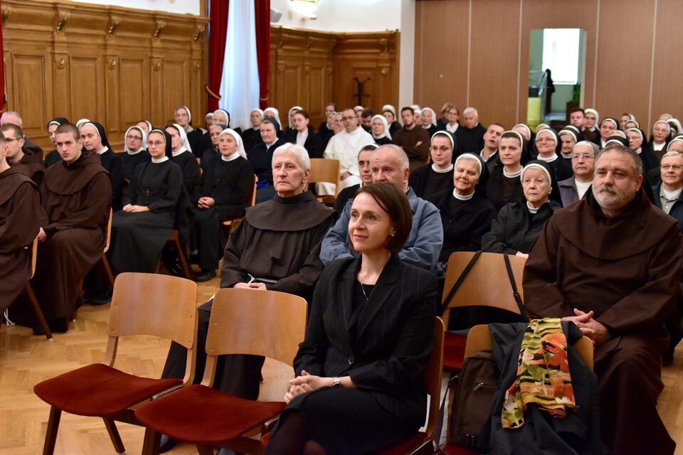 Redovnički dan: Pomireni s Bogom i međusobno – Riječka nadbiskupija