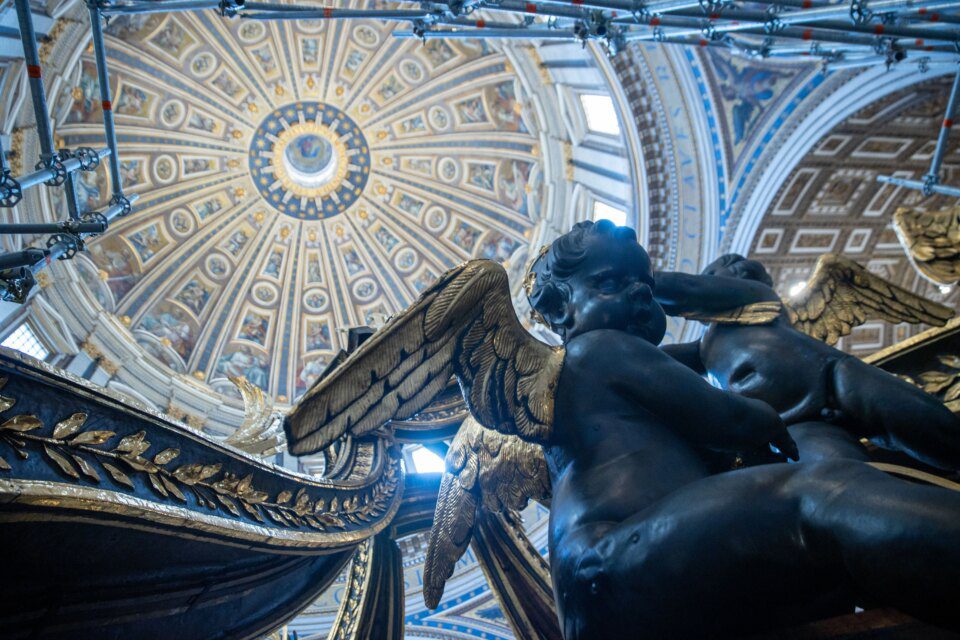 FOTOGRAFIJE: Vatikan će 27. listopada predstaviti restaurirani baldacchino u bazilici svetog Petra