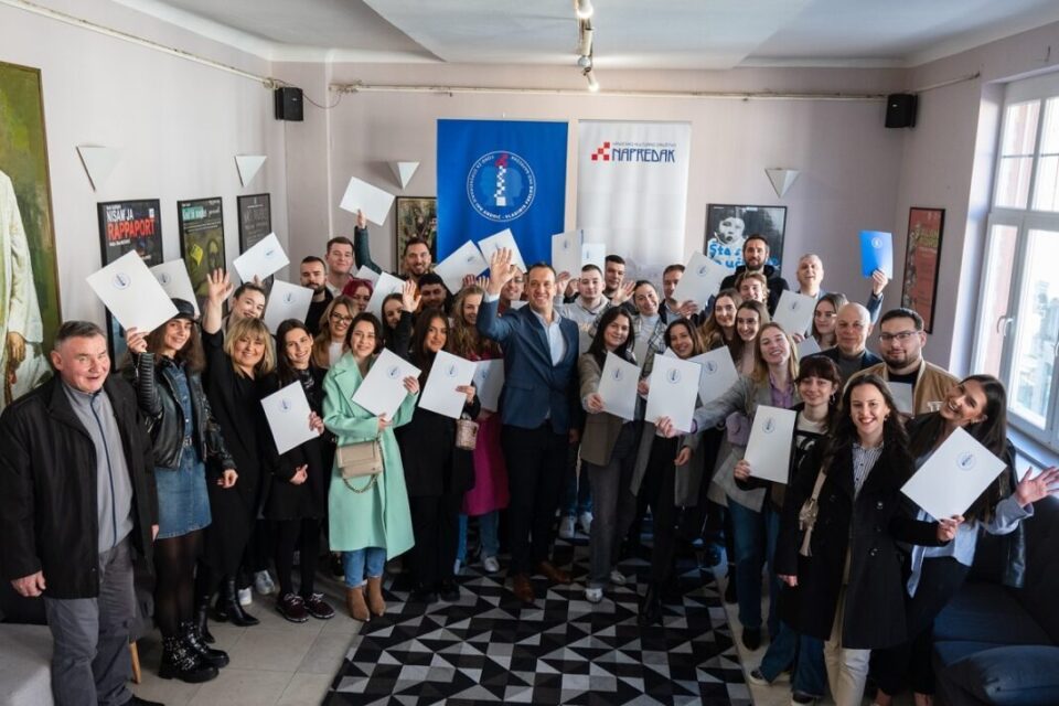 Natječaj za dodjelu stipendija za prvi ciklus studija iz Napretkova “Fonda za stipendiranje i sveučilište Ivo Andrić-Vladimir Prelog” i Podfonda “Irena Kozarić”