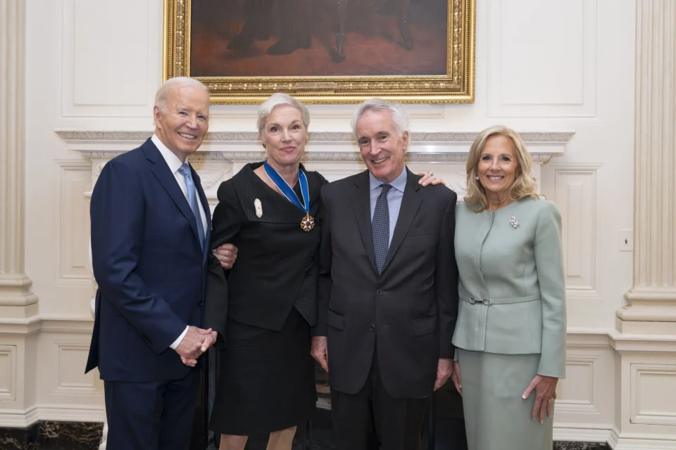 Biden dodjeljuje Medalju slobode bivšoj čelnici Planned Parenthooda Cecile Richards