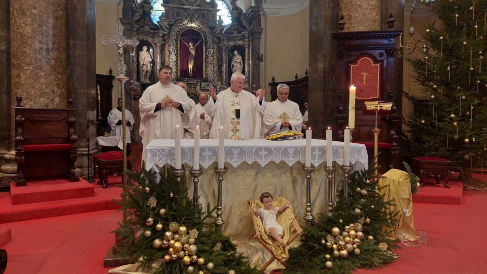 Dijete Isus uči nas širini i otvorenosti srca i otvorenim vratima za sve. – Riječka nadbiskupija