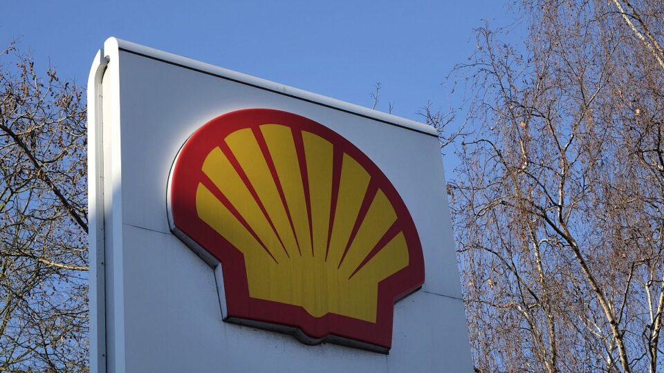 Shell smanjuje izglede za LNG, s dodatnim otpisima do kraja 2024. godine