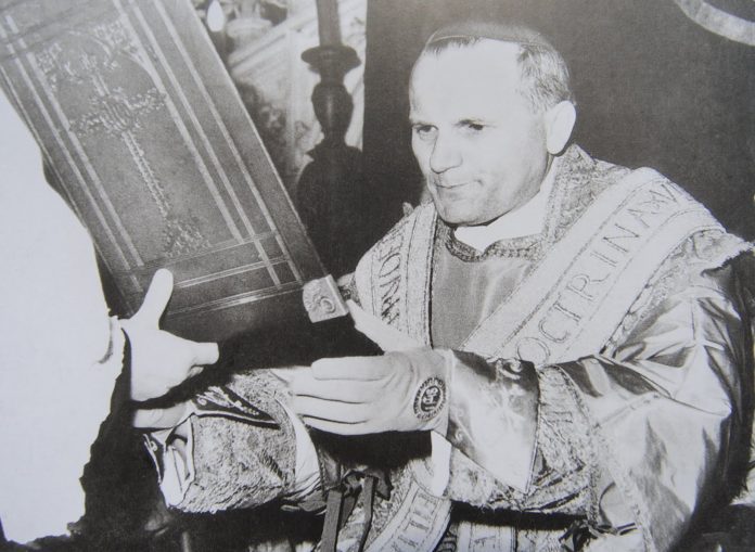 Na današnji dan 1964. godine Karol Wojtyla postao nadbiskup Krakova