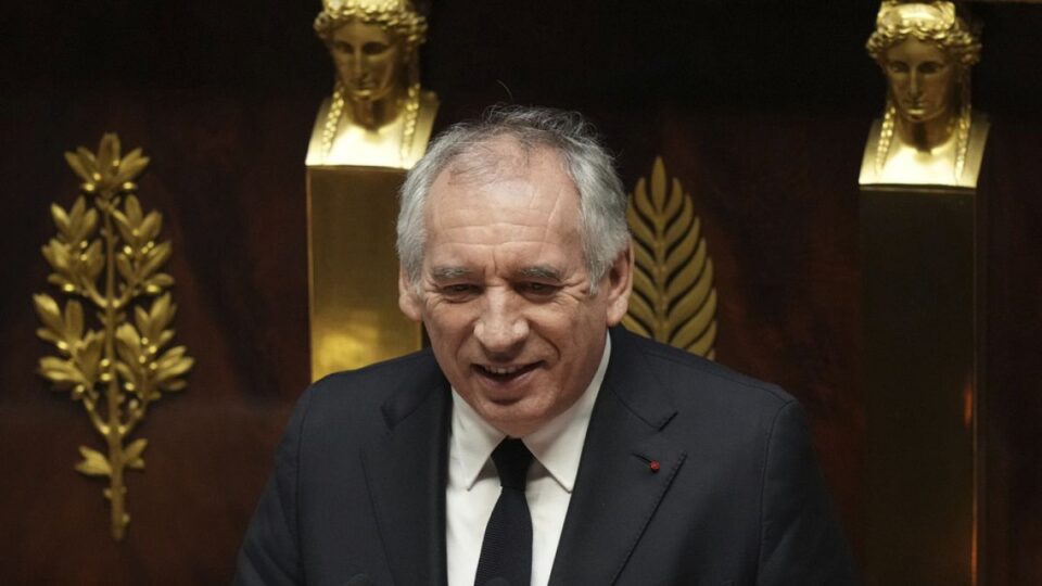 Francuski premijer Bayrou suočen je s glasovanjem o nepovjerenju nakon proračunskog plana