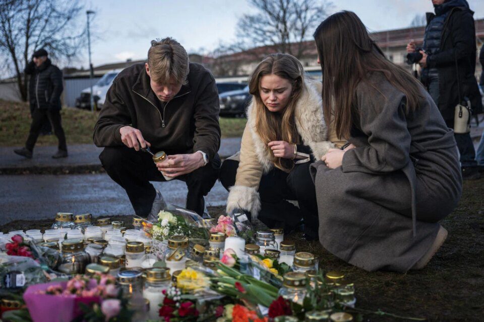 Papa Franjo moli za žrtve, ožalošćene obitelji tragične pucnjave u Švedskoj