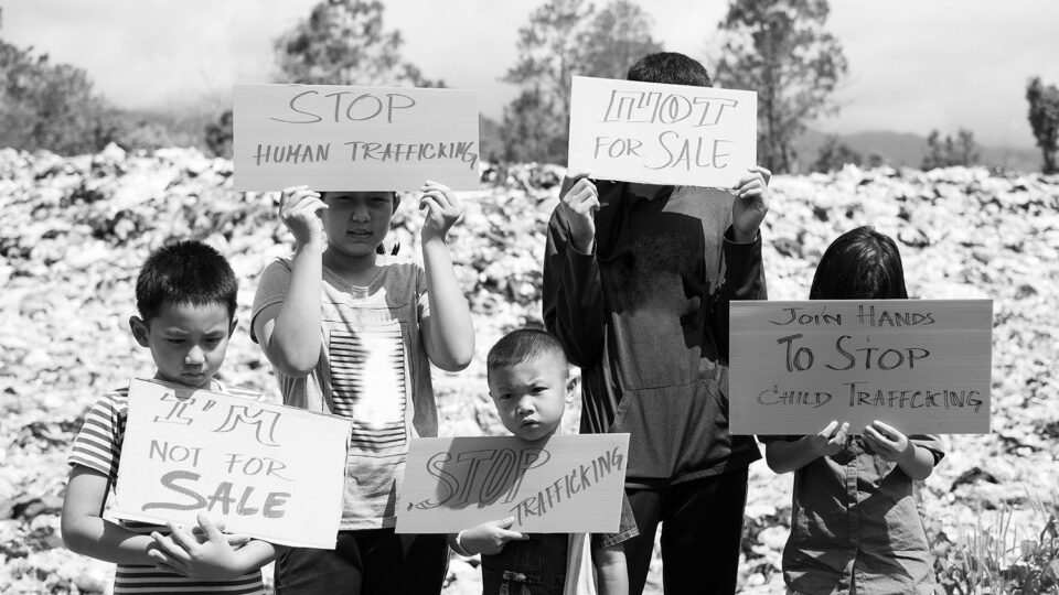 Trgovina ljudima: glasovi i priče o nadi i ozdravljenju