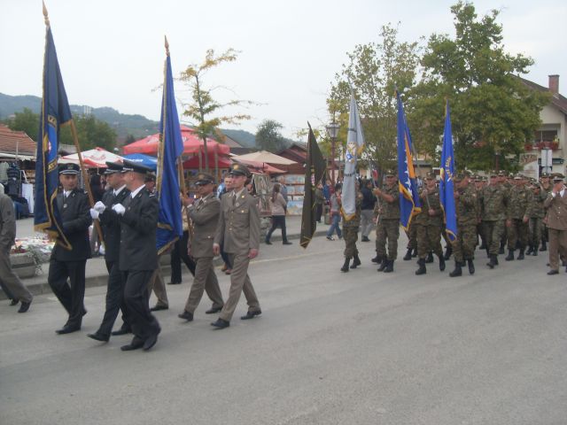 Oružane i redarstvene snage u službi pravde i mira među narodima