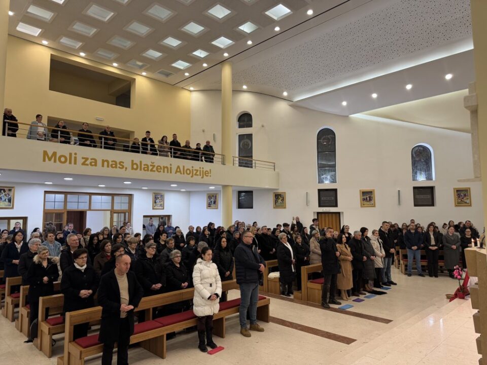 Drugi dan trodnevnice u župi bl. Alojzija Stepinca u Orašju