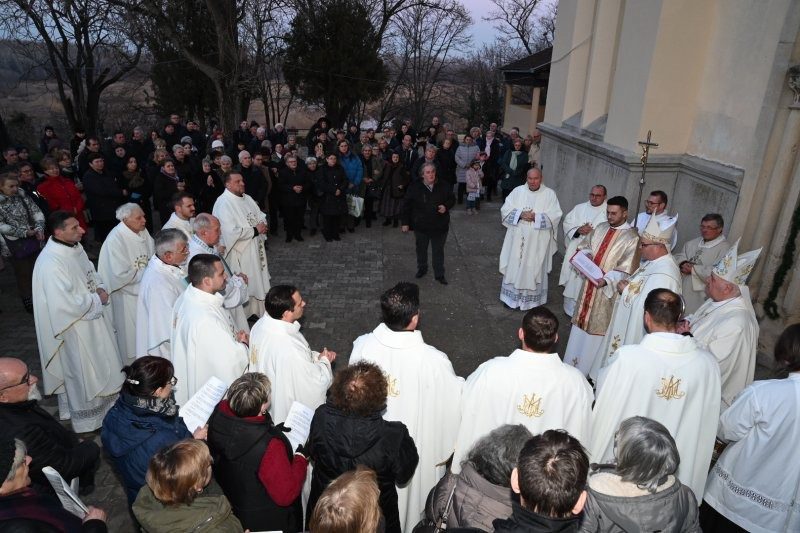 Na Tekijama u Srijemu otvorena Sveta jubilejska godina