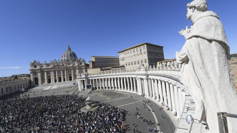 Papa neće predvoditi Angelus, misu za đakone predvodit će mons. Fisichella