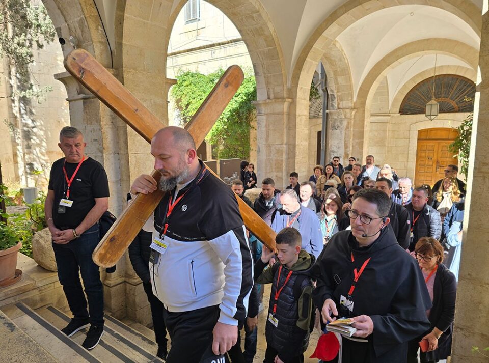 Križni put jeruzalemskim ulicama | Katolička tiskovna agencija Biskupske konferencije BiH