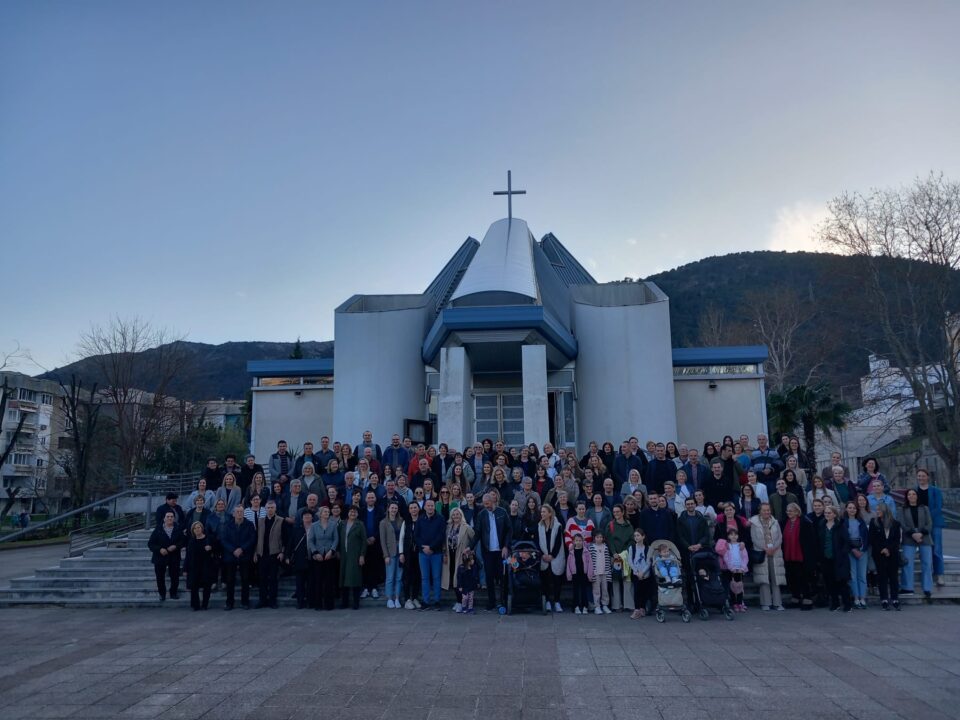 Župljani Župe sv. Mateja – Rudnik hodočastili u mostarsku katedralu