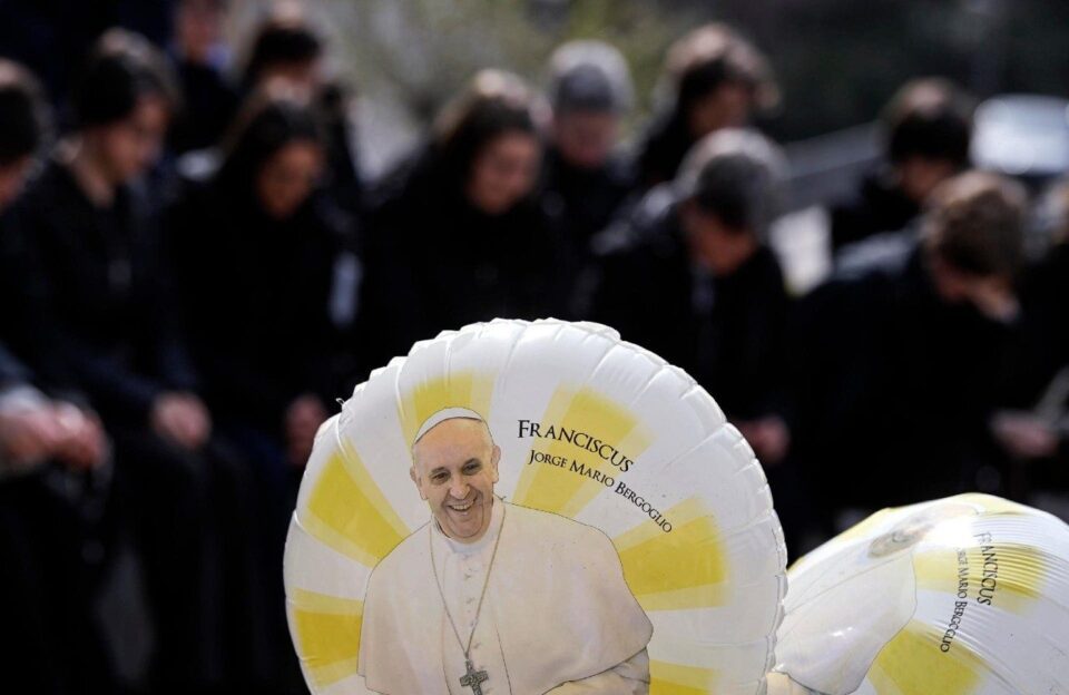 Papa Franjo obilježava 12. obljetnicu Pontifikata u bolnici – VIJESTI VATIKANA