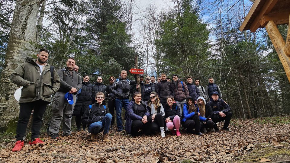 Mladi župe Dubranec na Kleku molili za duhovna zvanja – Sisačka biskupija