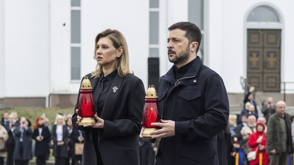 Lažna vijest kampanja lažno tvrdi da je Olena Zelenska pokušala pobjeći od Ukrajine