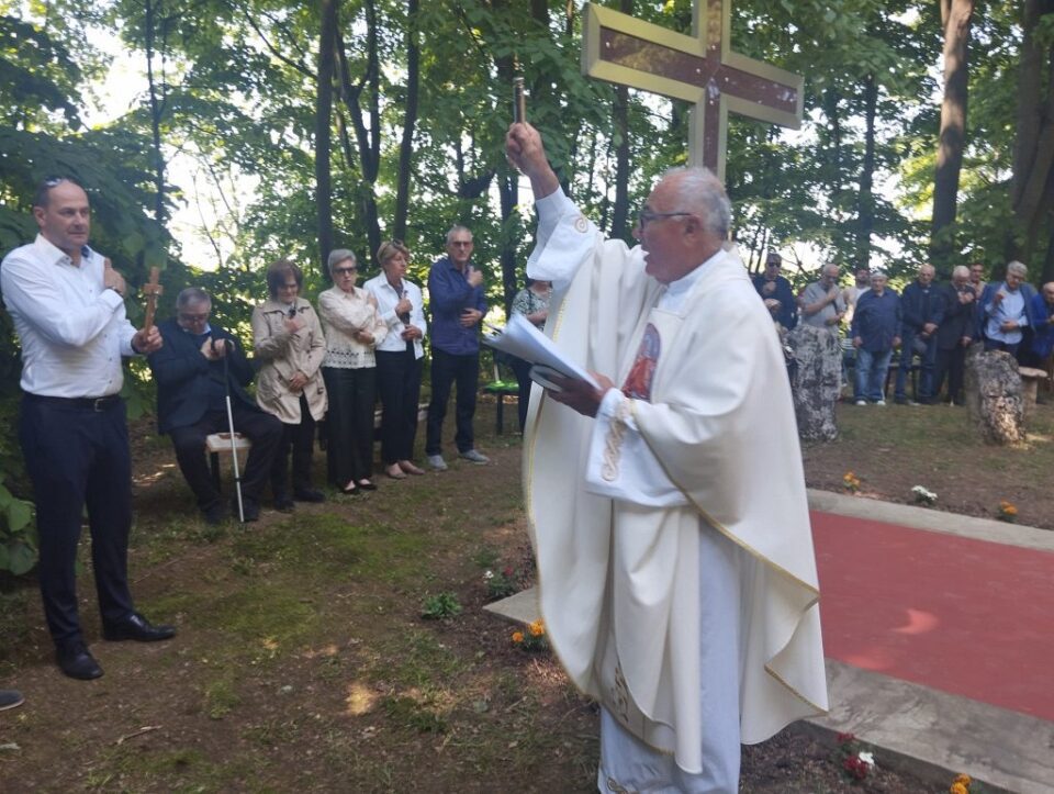 Blagoslovi polja u plehanskoj župi