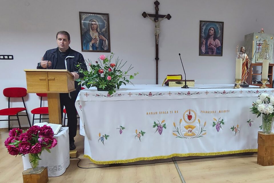 Održana kateheza „Ispovijed i praktični savjeti“ – Sisačka biskupija