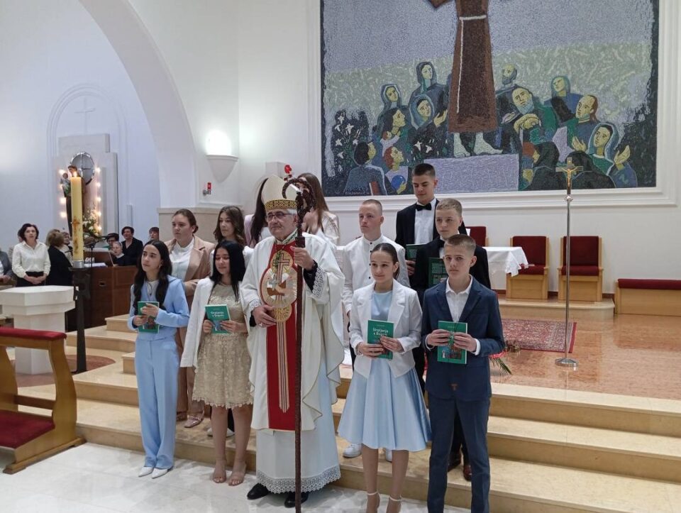 Proslava sakramenta svete potvrde u župi Čuklić