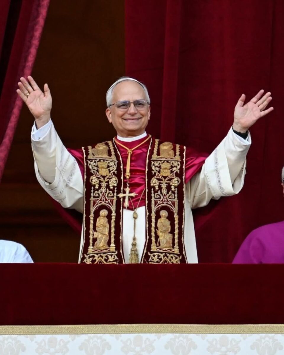 Robert Francis Prevost novi je poglavar Katoličke Crkve, novi papa se zove Lav XIV.