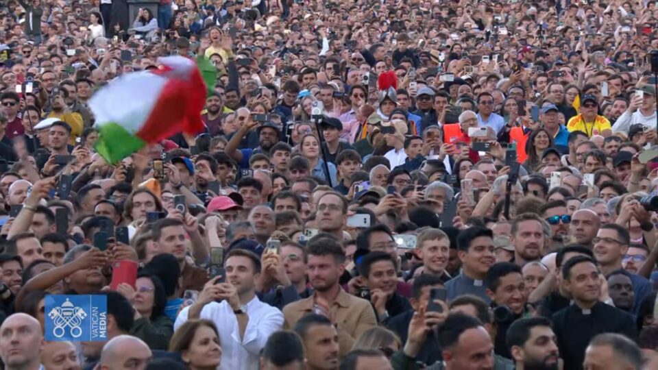 Reakcije iz svijeta na izbor pape Lava XIV. za 267. poglavara Katoličke Crkve