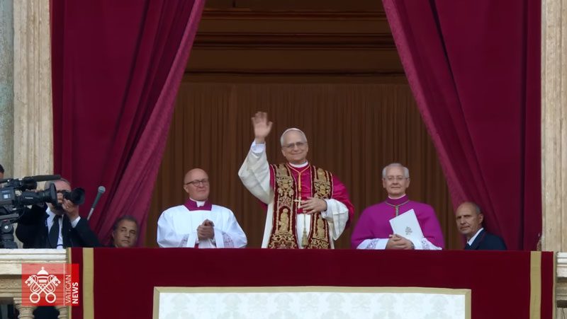 Papa Lav XIV. slavi misu s kardinalima u Sikstinskoj kapeli; u nedjelja predvodi molitvu Kraljice neba; u ponedjeljak susret s medijima