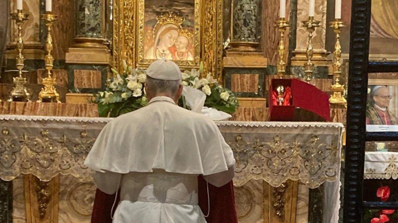 Papa u svetištu Majke Dobrog Savjeta u Genazzanu