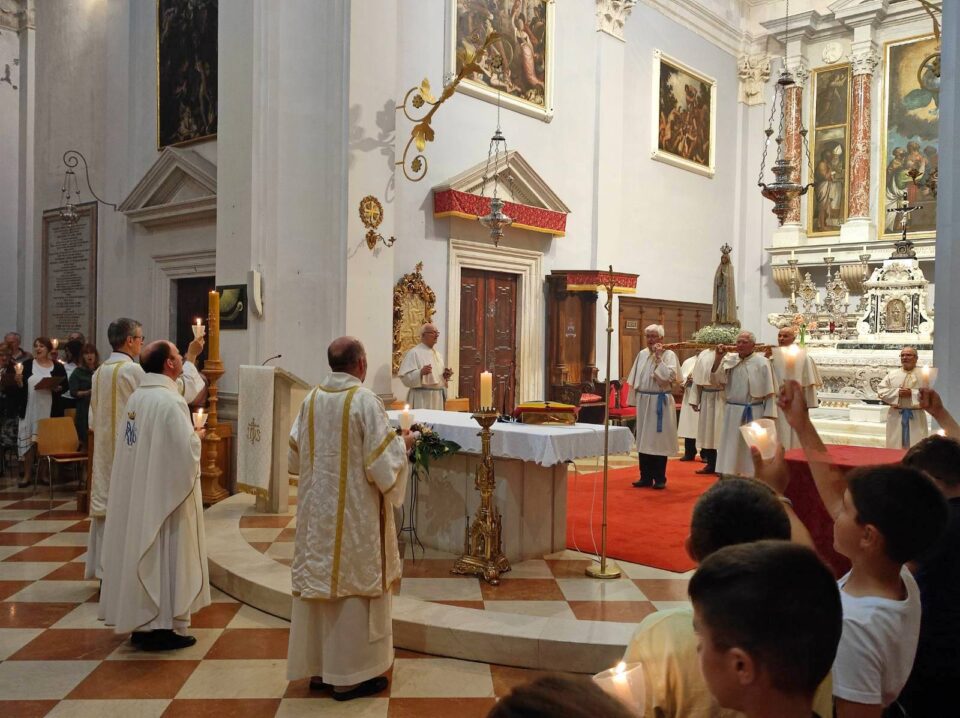 NAJAVA 13. 5. Proslava Gospe Fatimske u katedrali – Dubrovačka biskupija