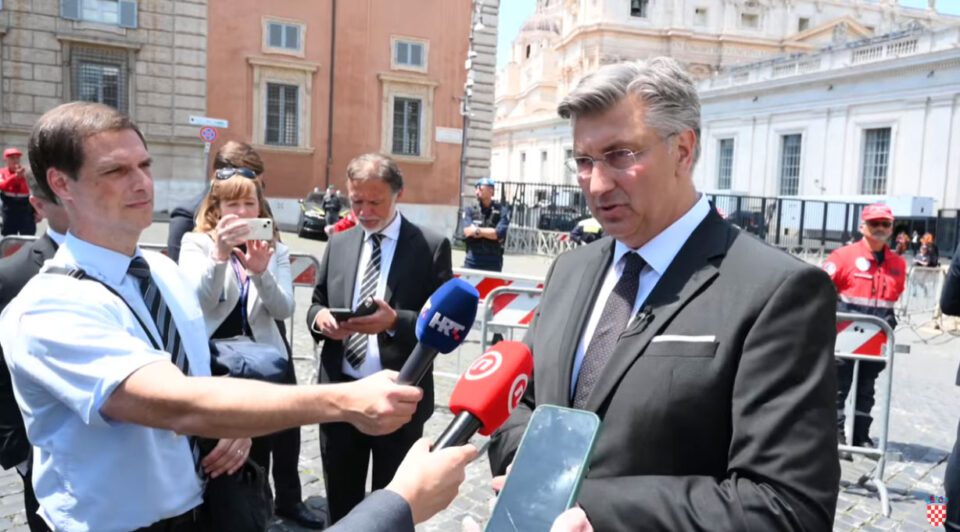 Premijer Plenković: Hrvatski narod čvrsto stoji uz papu Lava XIV.
