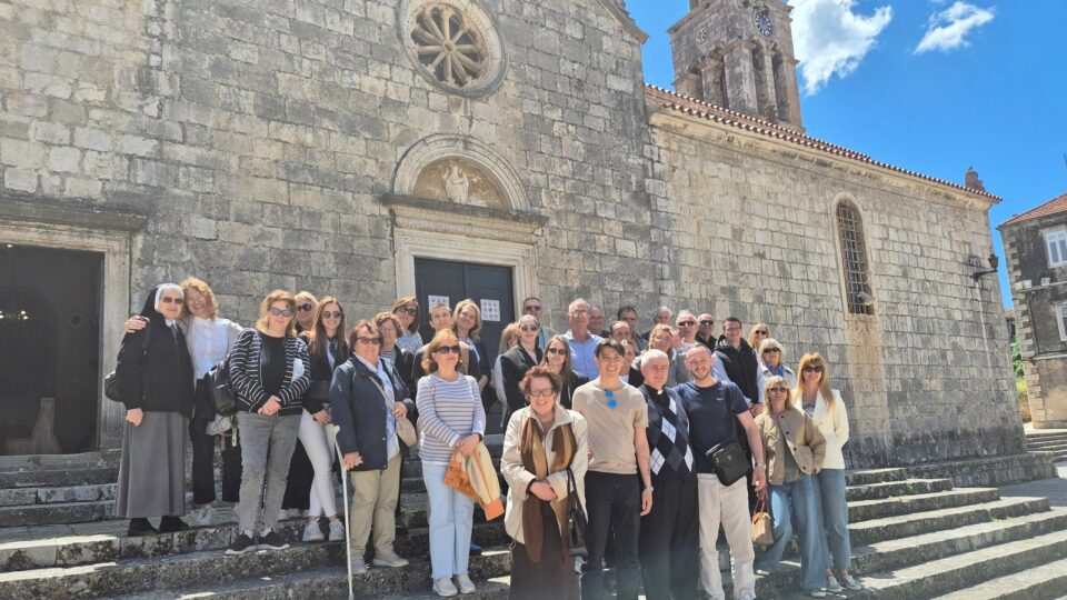 Župni suradnici lapadske župe sv. Mihajla na izletu na Korčulu – Dubrovačka biskupija