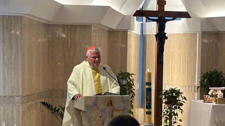 Kardinal Krajewski se prisjeća pape Franje: Život po evanđelju