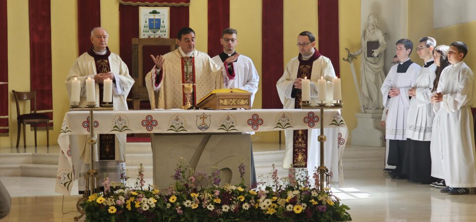 Misa zahvalnica za 25. godina postojanja Gospićko-senjske biskupije