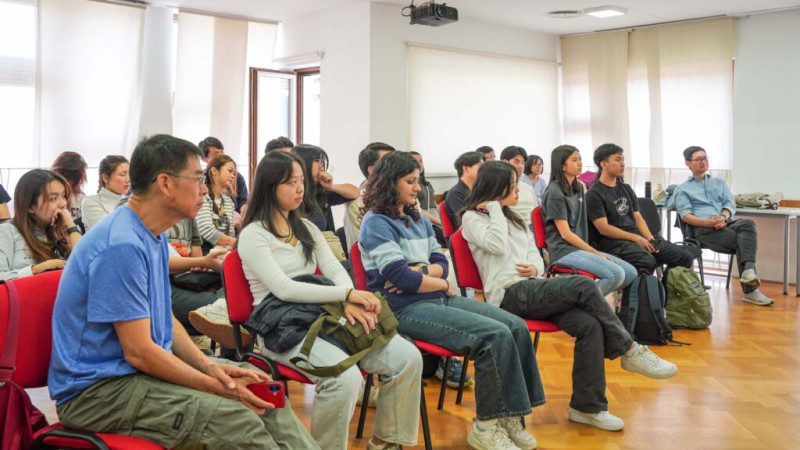 Posjet studenata i profesora s Nacionalnog sveučilišta u Singapuru