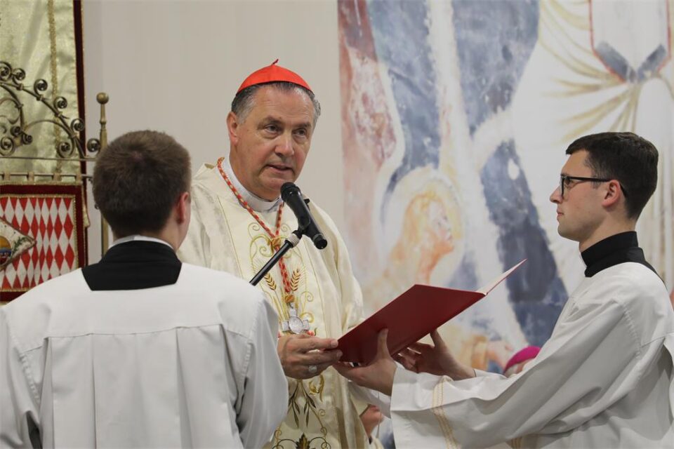 Zagrebačka nadbiskupija – Homilija kardinala Fernándeza Artimea, proprefekta Dikasterija za ustanove posvećenog života i družbe apostolskog života
