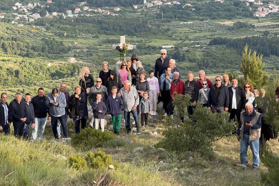 Blagoslov križa i polja na Ivanici – Dubrovačka biskupija