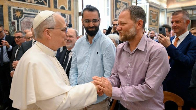 Papa: Previše je nasilja u našim društvima i svijetu