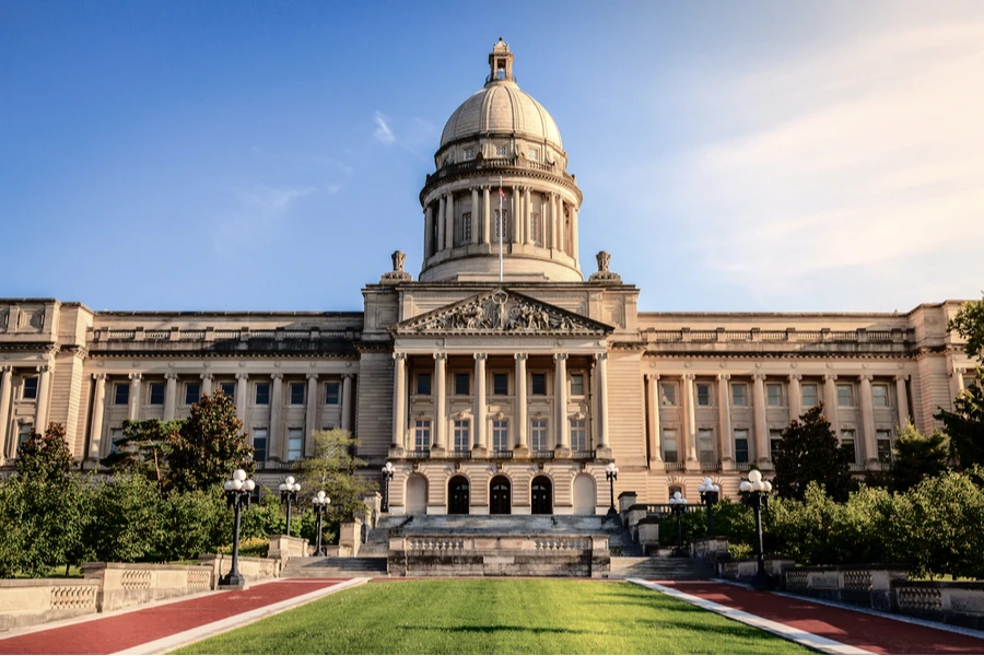 Kentucky ACLU odbacuje odijelo izazivajući blizu banke države na pobačaj