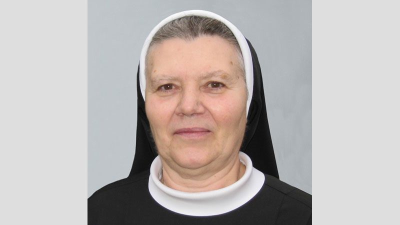 Preminula s. Eleonora Radoš, Školska sestra franjevka