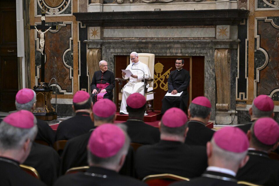 Papa Leo XIV: Crkva ‘uvijek će braniti sveto pravo vjerovati u Boga’