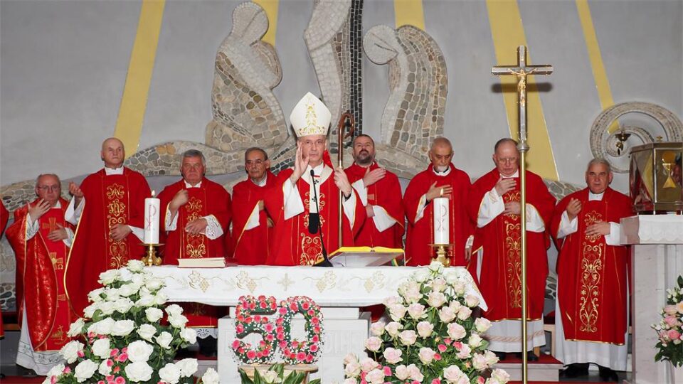 Zagrebačka nadbiskupija – ​Proslava pedeset godina Župe Blažene Djevice Marije Žalosne u Španskom