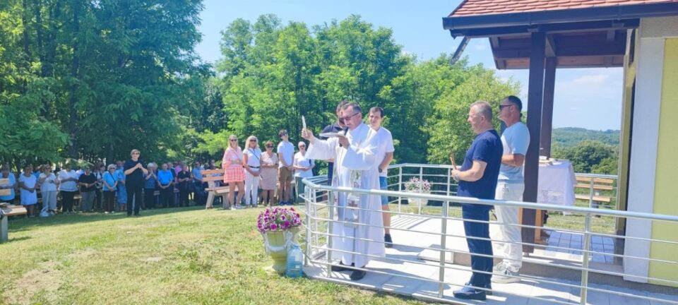 Blagdan sv. Antuna Padovanskog svečano proslavljen kod kapele u Vakupu