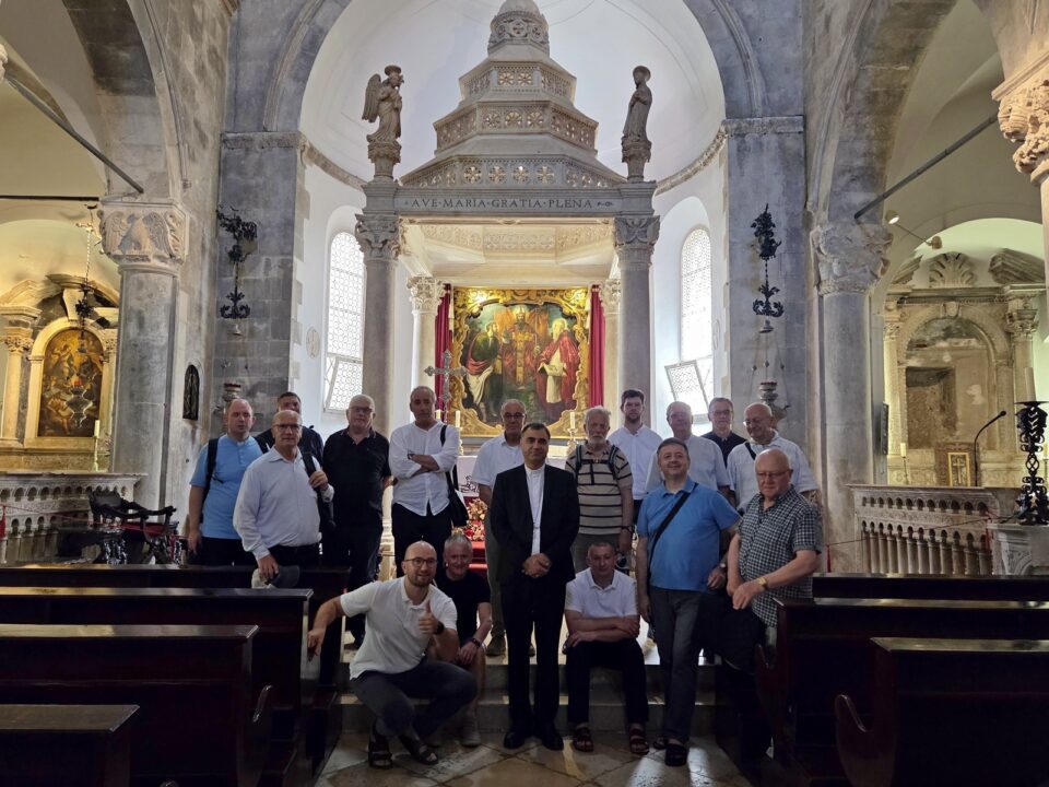 Izlet svećenika na Korčulu i Badiju – Dubrovačka biskupija
